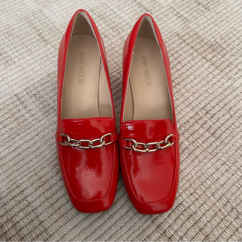 Jenn Ardor Shiny Red Loafer Heels with Gold Accent New Without Box